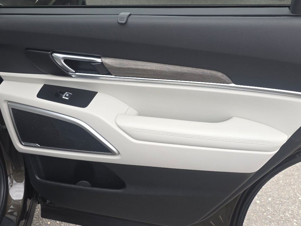 2022 Kia Telluride EX - Photo 23
