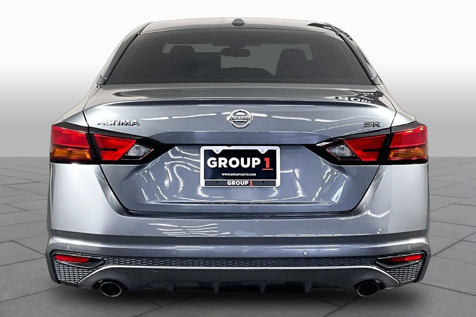 Used 2020 Gun Metallic Nissan 2.5 SR image 5