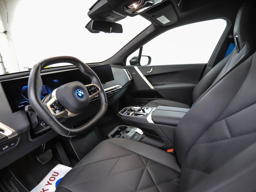 Certified Used 2024 Dark Graphite BMW xDrive50 image 10