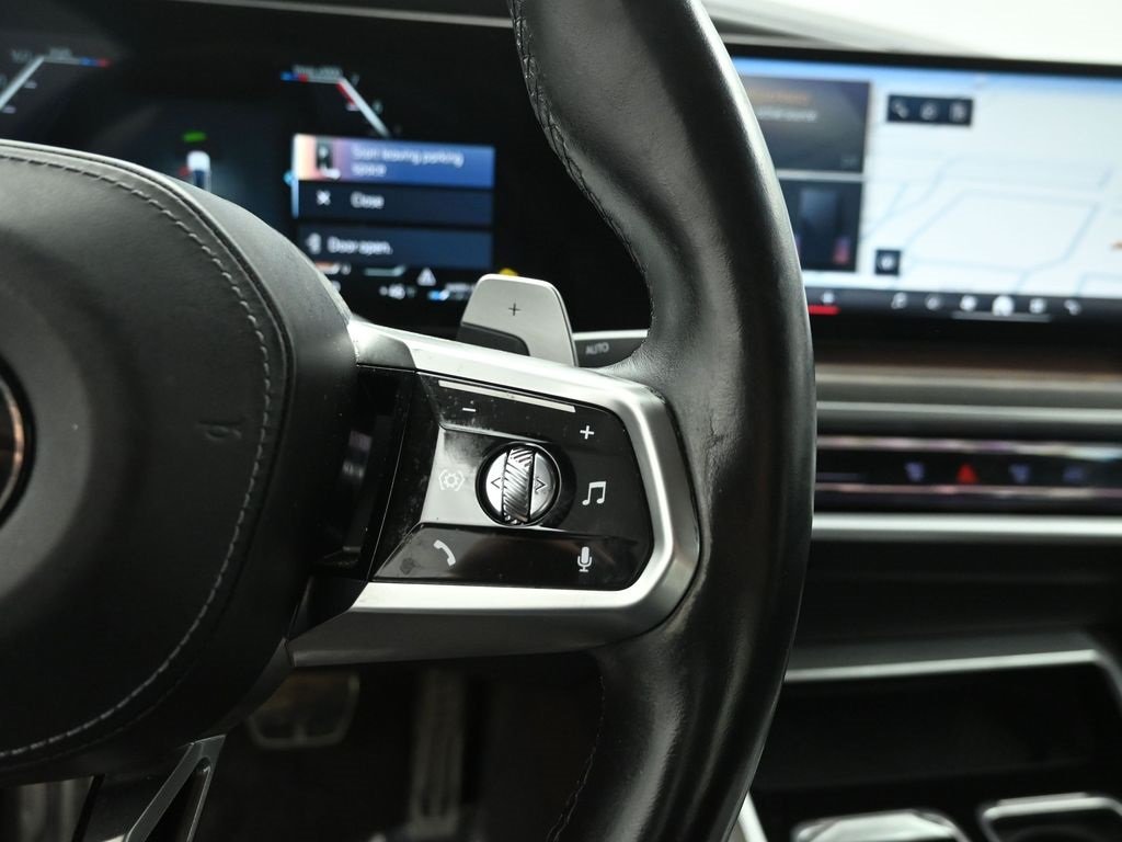 2023 BMW 760I - Image 17