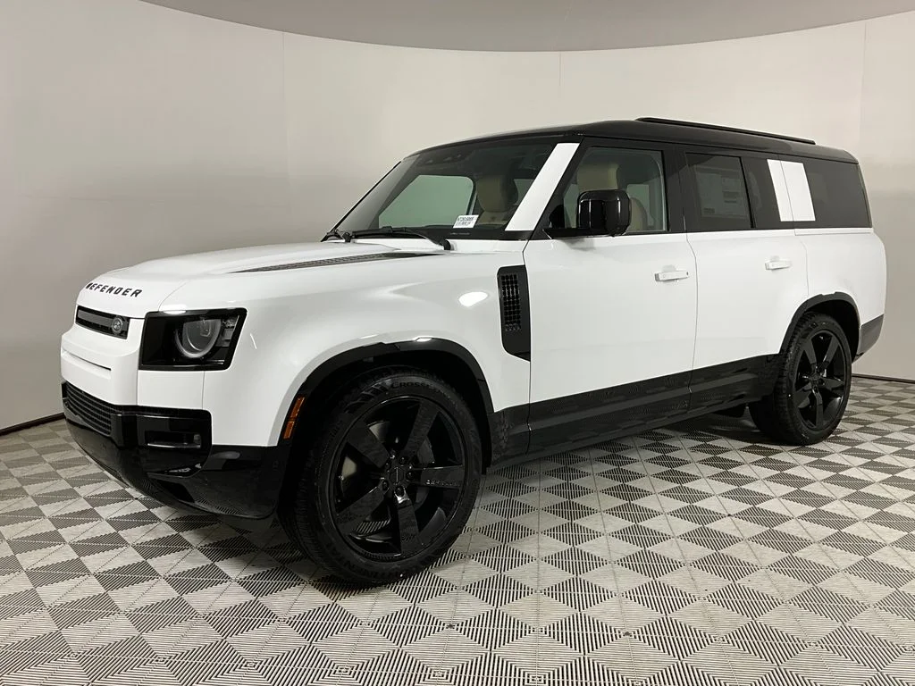 New 2026 Fuji White Land Rover X-Dynamic SE image 1