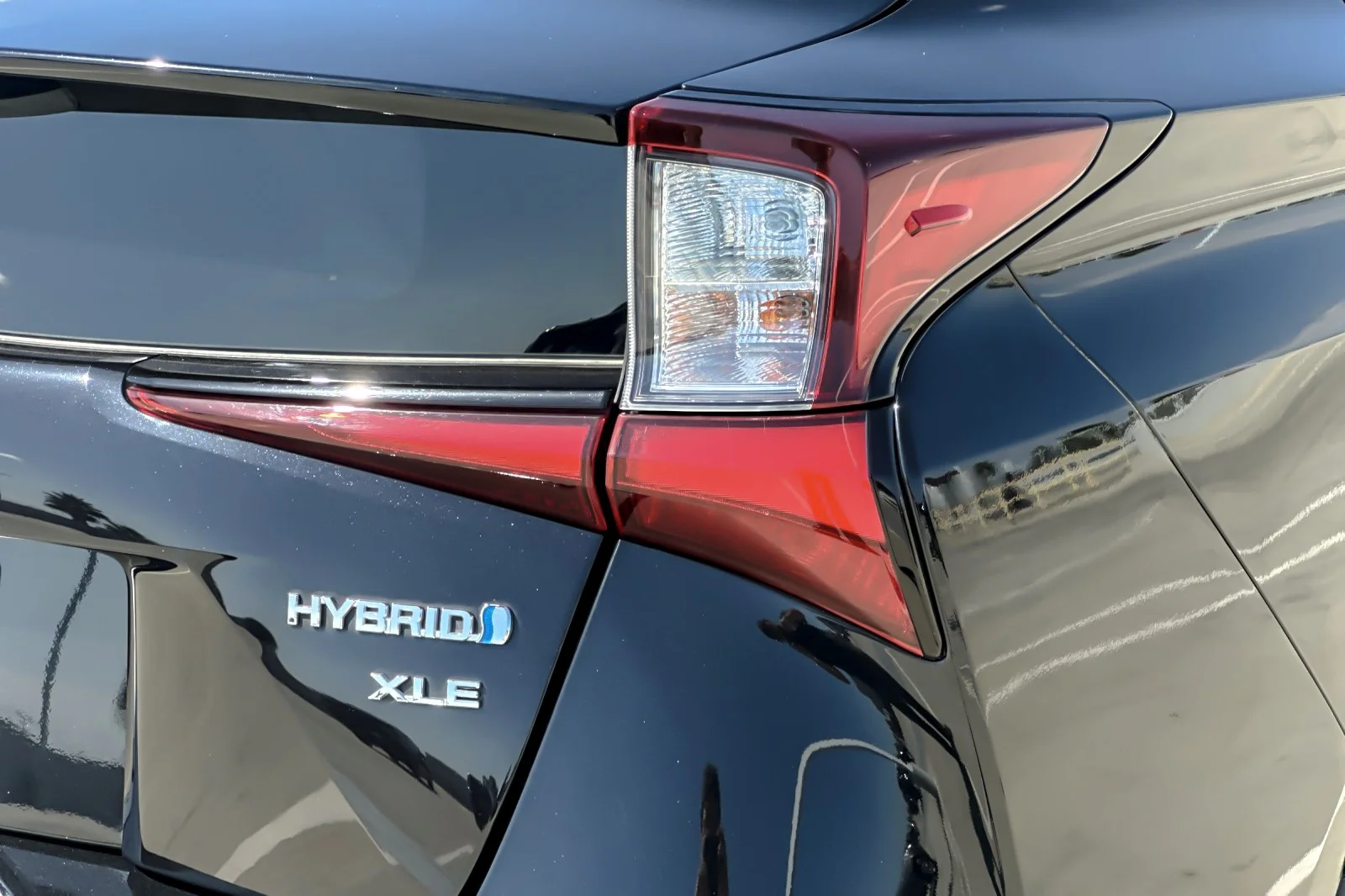 Certified Used 2021 MIDNIGHT BLACK Toyota XLE image 25