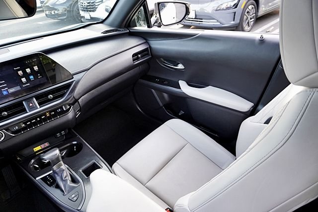 Used 2023 Gray Lexus 250h Base image 19