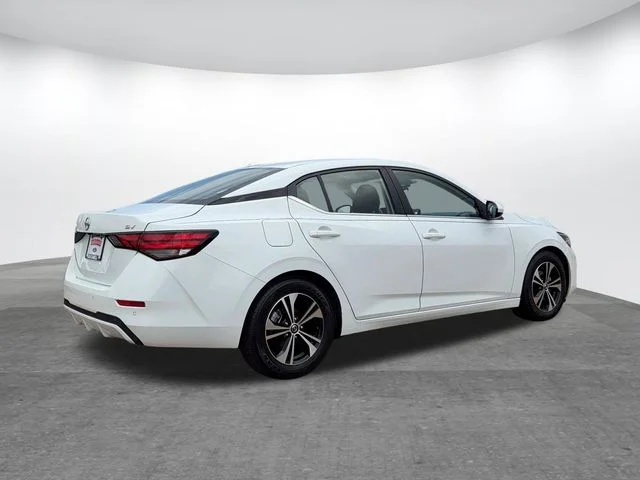 Used 2022 Cloud White Nissan SV image 4