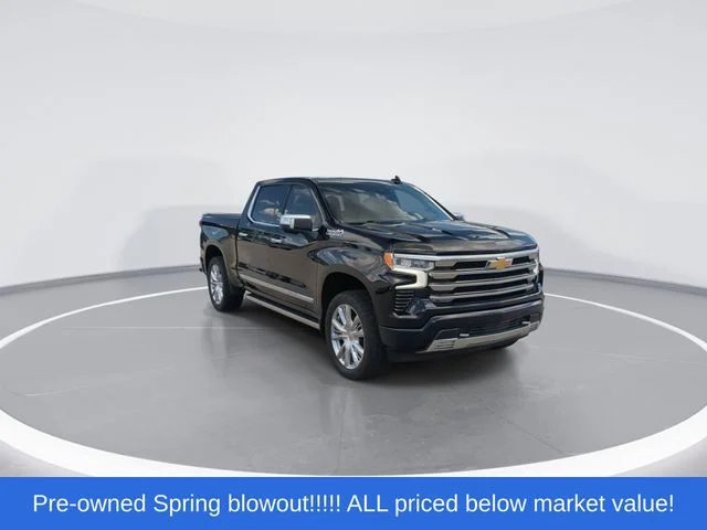 Used 2024 Black Chevrolet High Country image 2