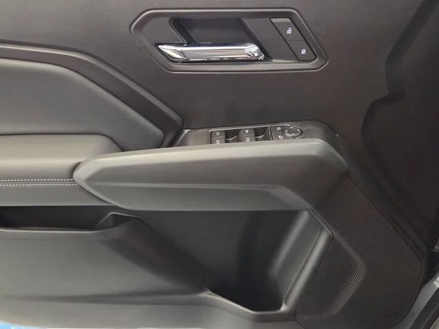 New 2026 Sterling Metallic GMC Elevation image 27