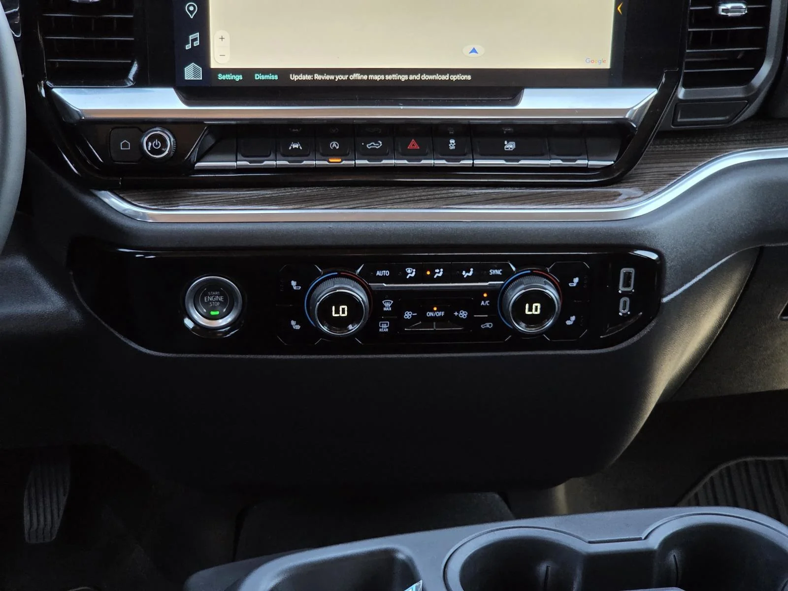 Used 2024 Summit White Chevrolet LT image 18