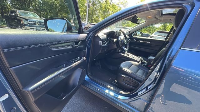 Used 2019 Blue Mazda Grand Touring Reserve image 28