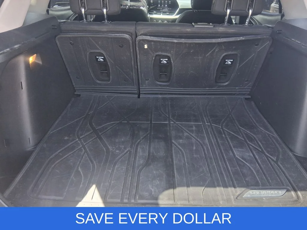Used 2025 Black Chevrolet LS image 15
