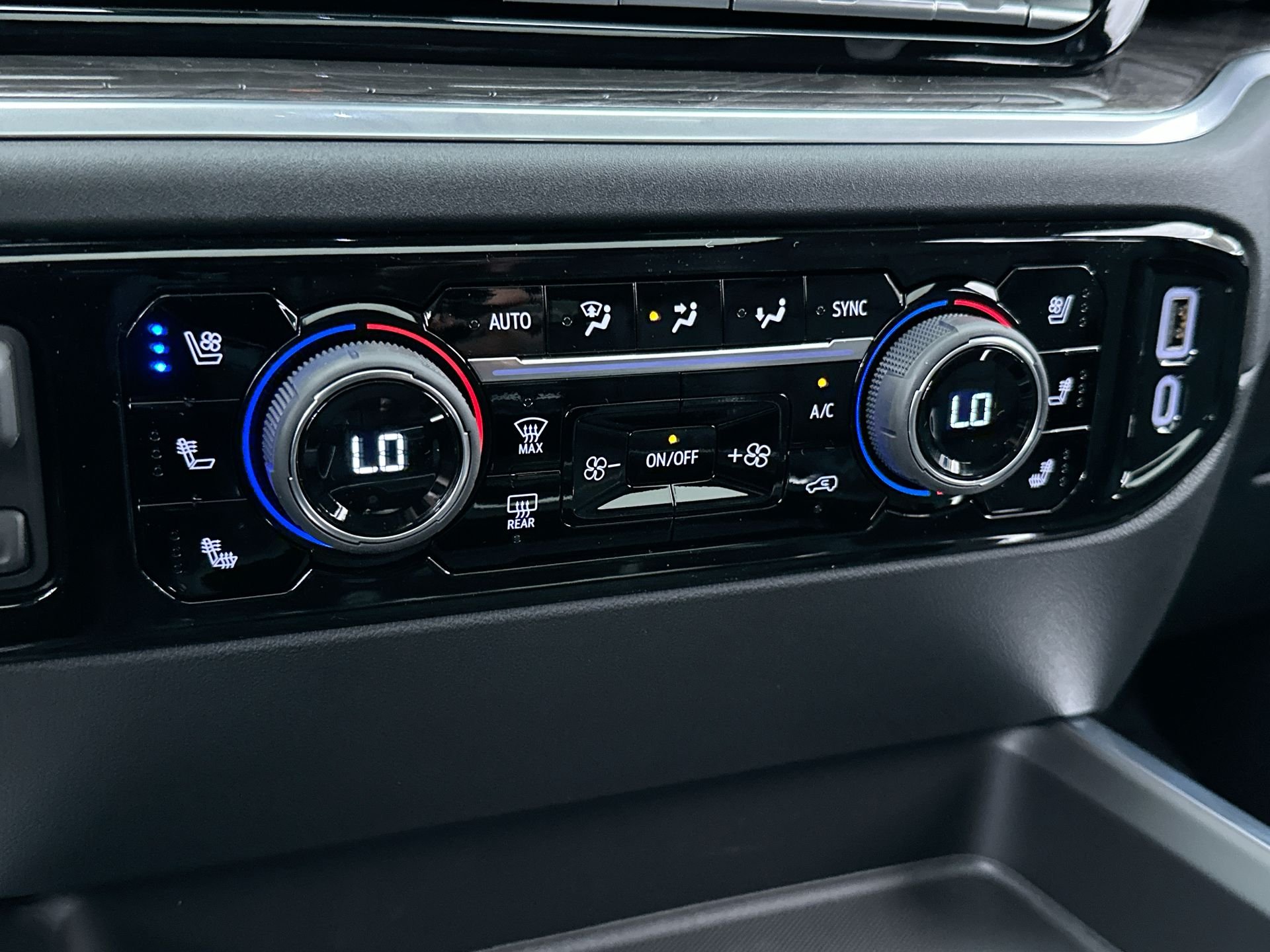 2026 Chevrolet Silverado 2500 HD LTZ - Photo 72