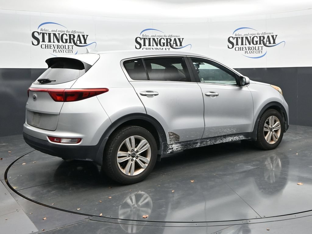 Used 2017 Silver Kia LX image 7