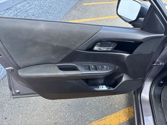 Used 2017 Gray Honda LX image 14