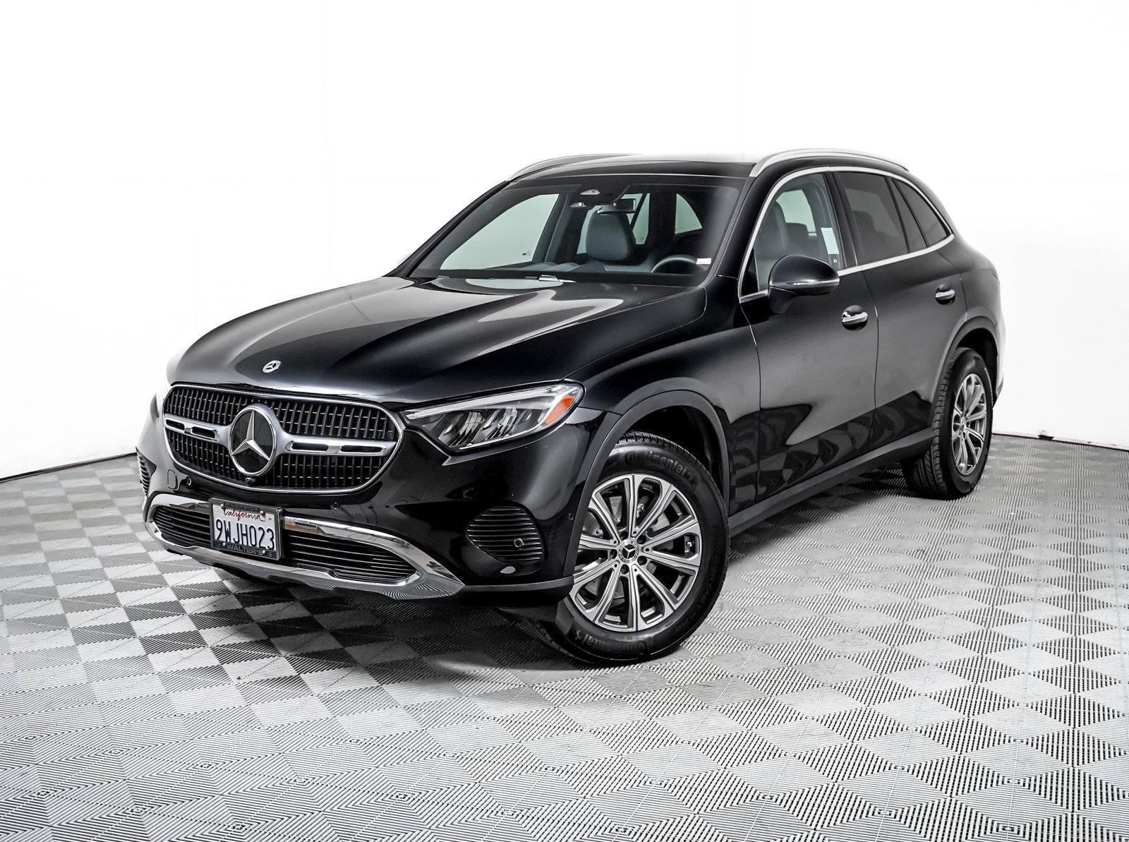 2026 Mercedes-Benz GLC GLC 300's photo