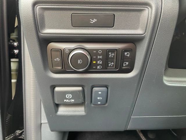 New 2026 AGATE BLACK Ford Lariat image 17