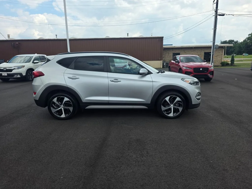 Used 2018 Hyundai Tucson Value with VIN KM8J3CA2XJU630515 for sale in Dover, OH