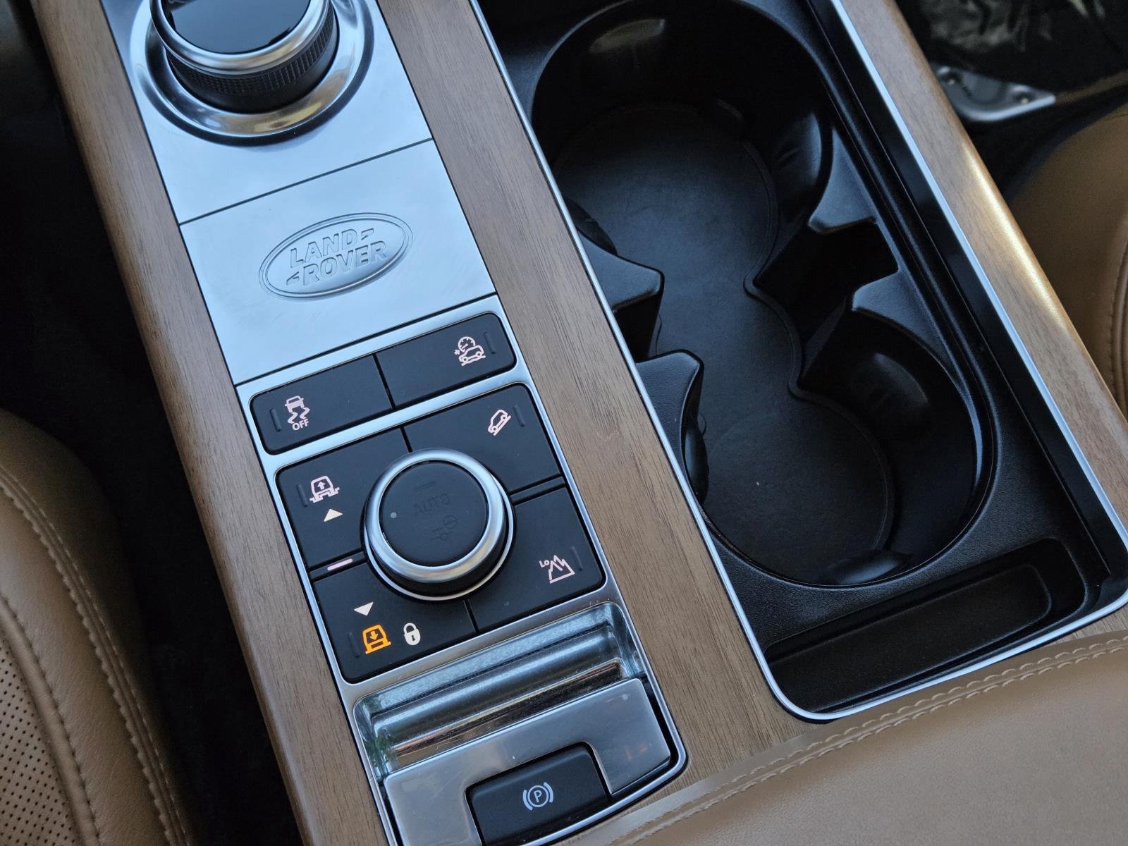 Used 2019 Silicon Silver Premium Metallic Land Rover Autobiography image 30