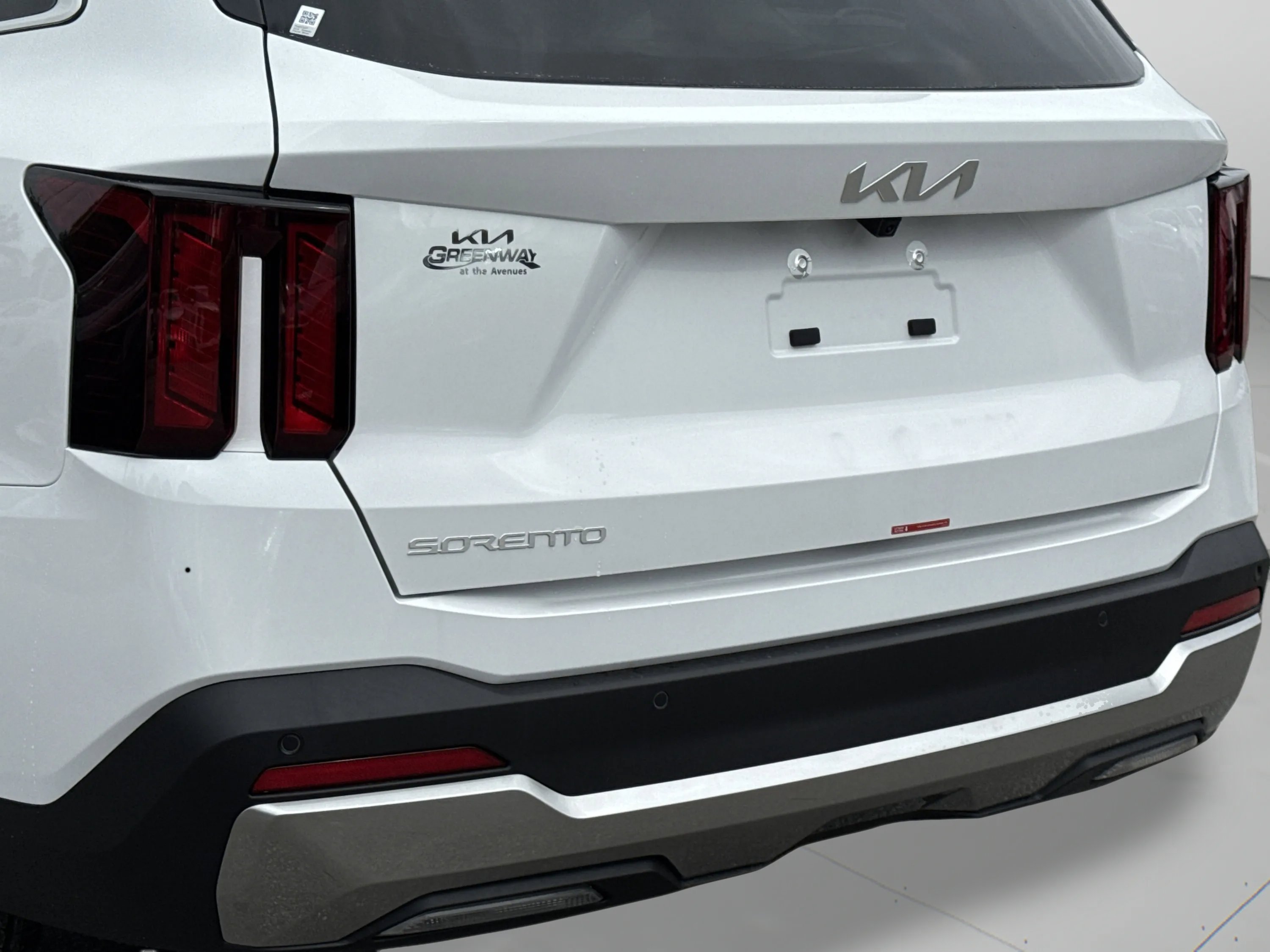 New 2026 Glacial White Pearl Kia S image 25
