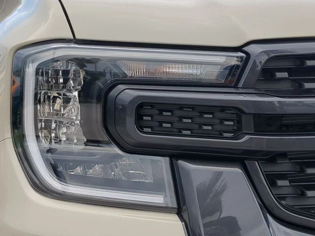 New 2026 Desert Sand Ford XLT image 10