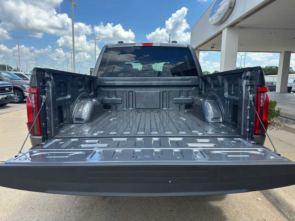 New 2026 Carbonized Gray Metallic Ford STX image 9