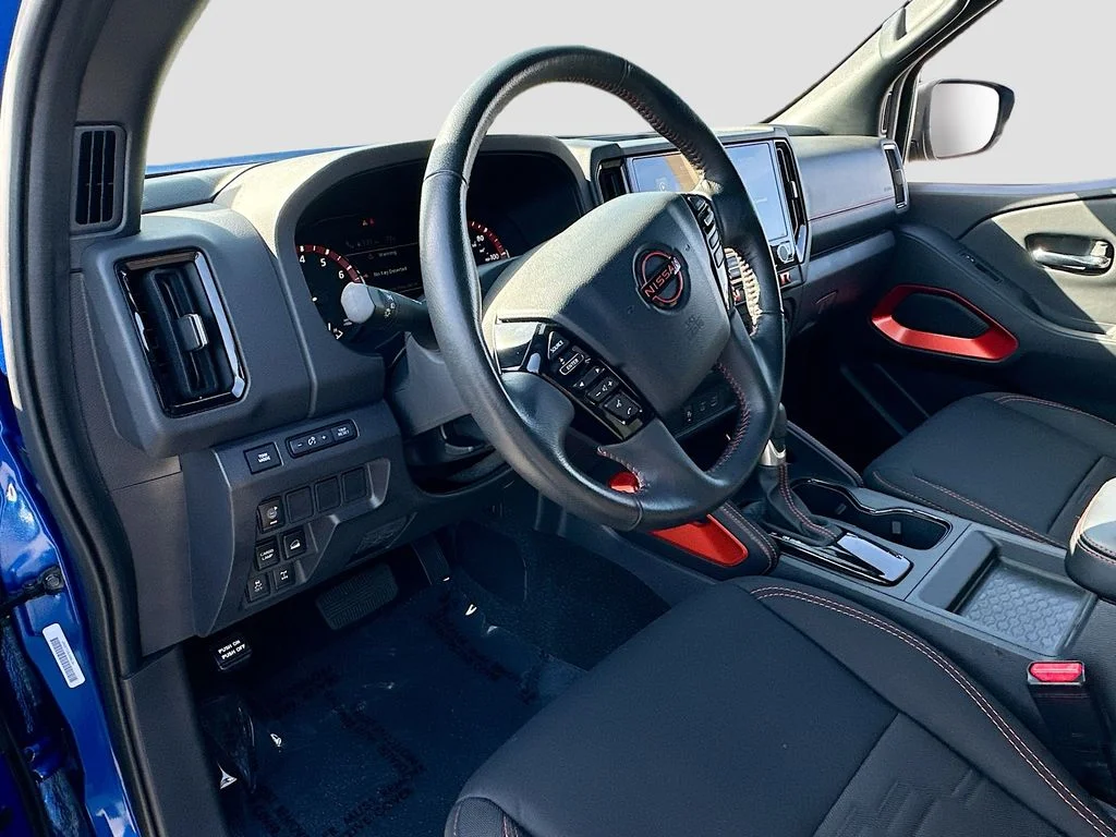 Used 2025 Blue Nissan PRO-4X image 9