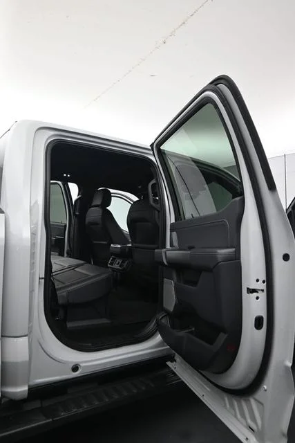 Used 2024 White Ford Lariat image 12
