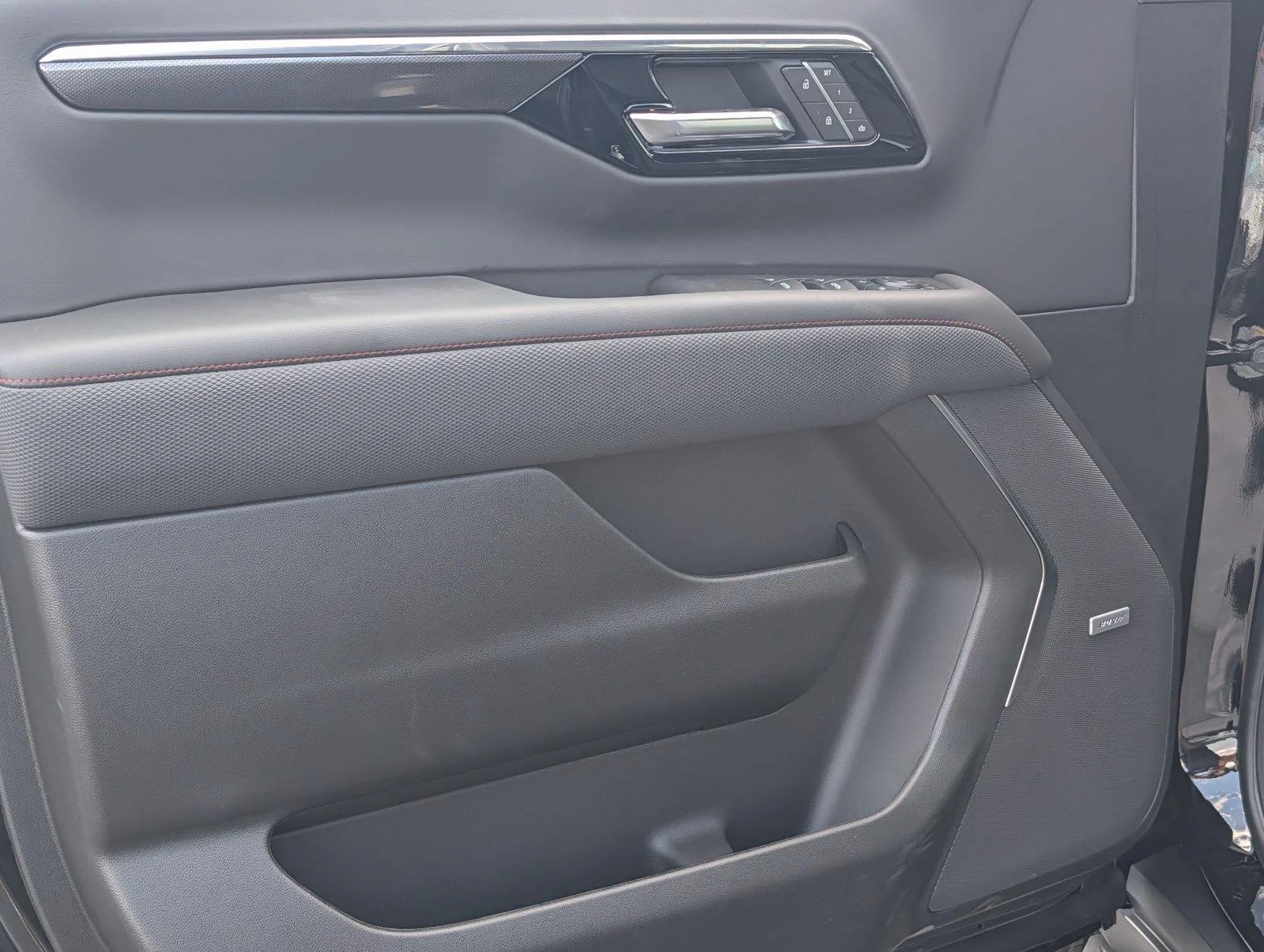 New 2026 Glacier White Tricoat GMC Denali image 14