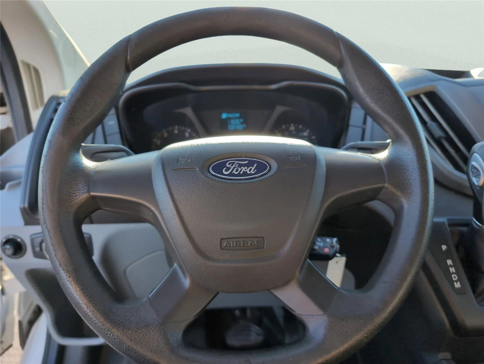 Used 2017 Oxford White Ford T-250 130 Low Rf 9000 GVWR Swing-Out RH Dr image 28