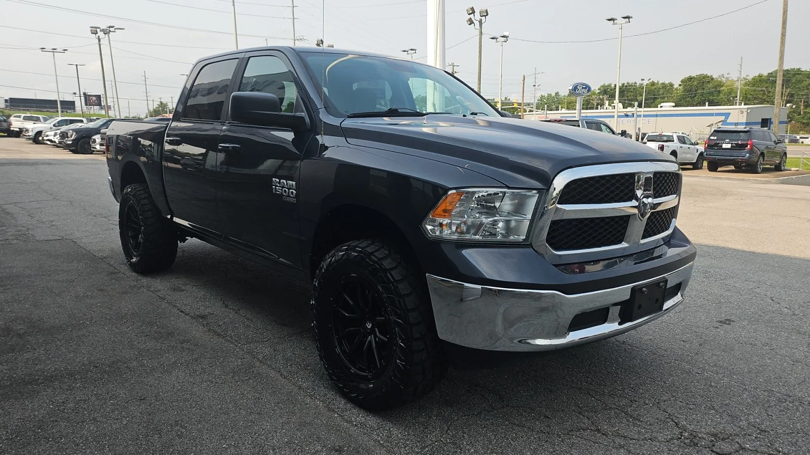 Used 2021 Gray Ram SLT 4WD image 6