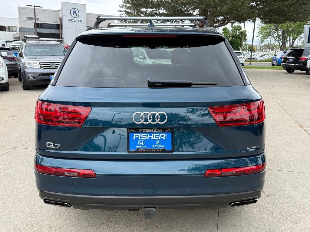 Used 2019 Galaxy Blue Metallic Audi 55 Prestige image 5
