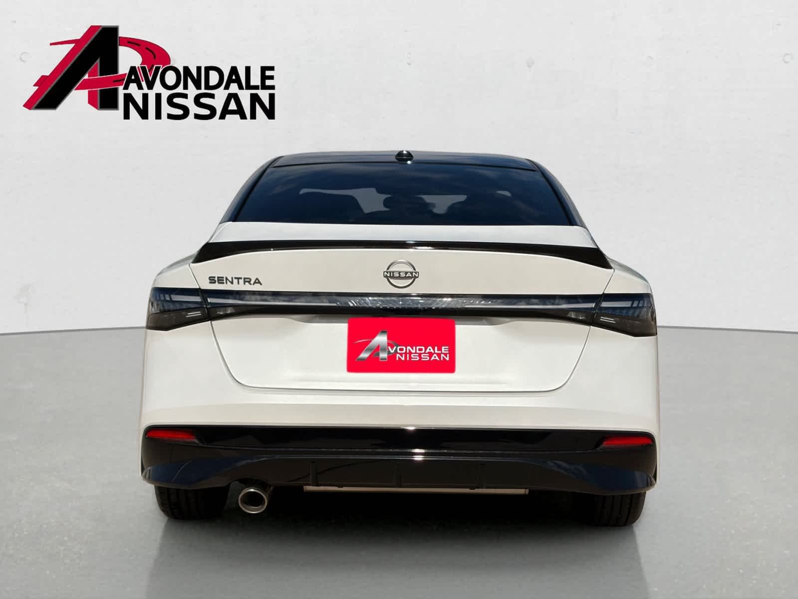 New 2027 Aspen White Tricoat/Super Black Nissan SR image 6