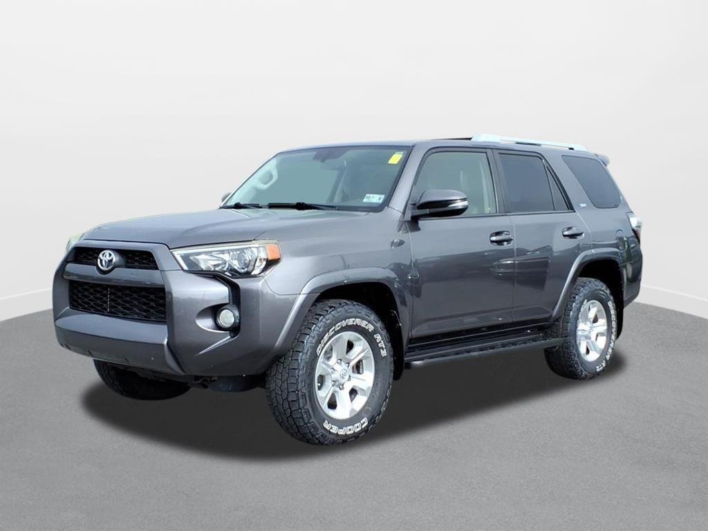 Used 2015 Magnetic Gray Metallic Toyota SR5 Premium image 1