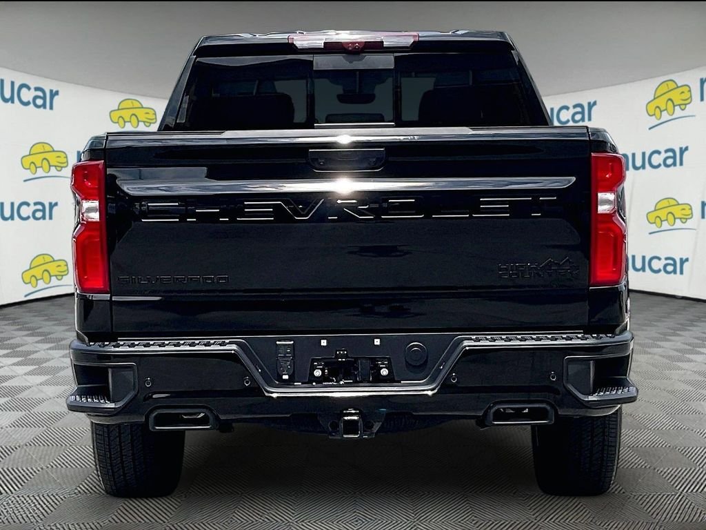 Used 2024 Black Chevrolet High Country image 5