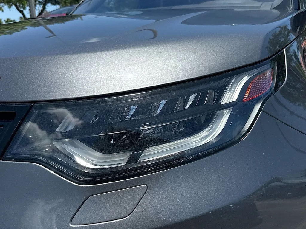 Used 2019 Gray Land Rover HSE image 37