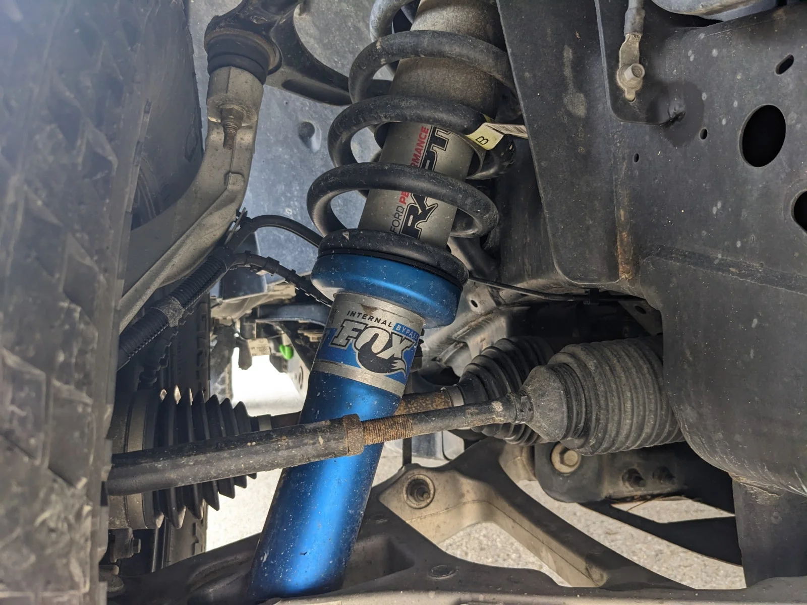 Used 2018 Magnetic Metallic Ford Raptor image 4