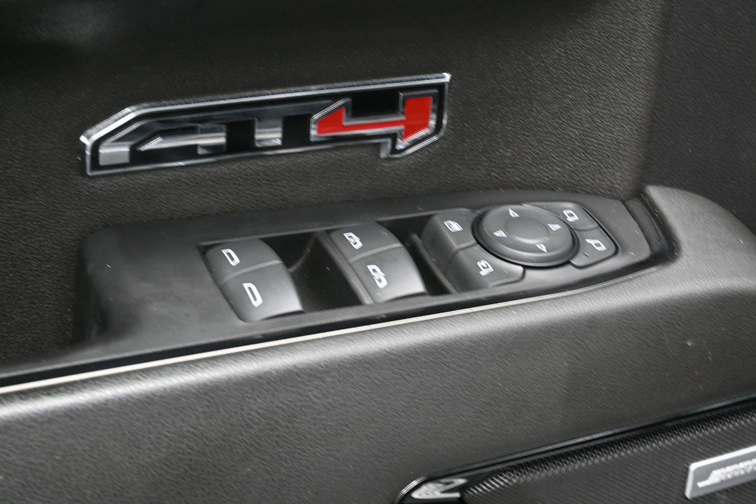 Used 2023 SUMMIT WHITE GMC AT4 image 11
