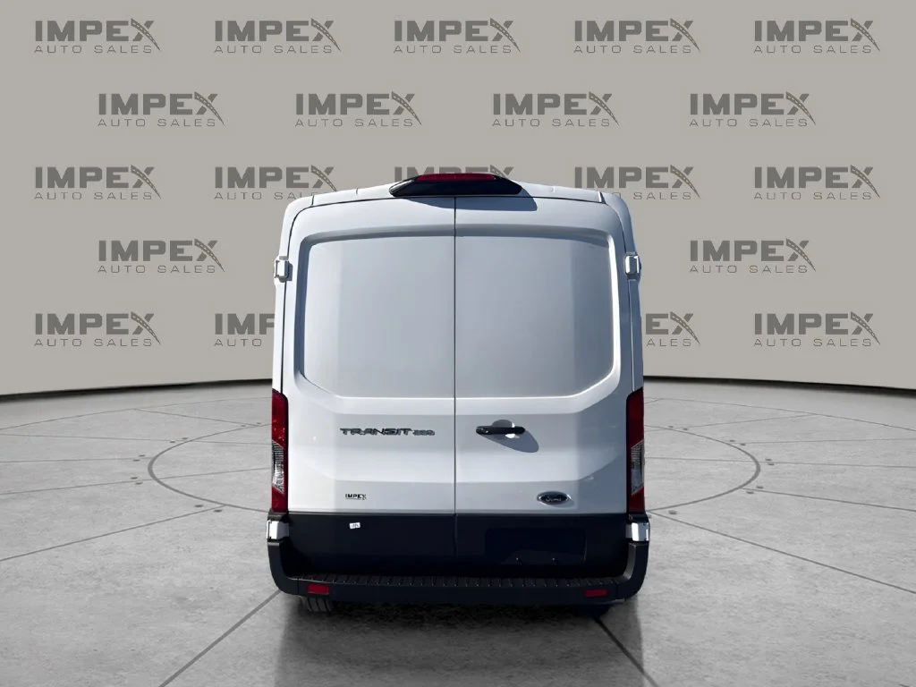 Used 2025 White Ford Base image 4