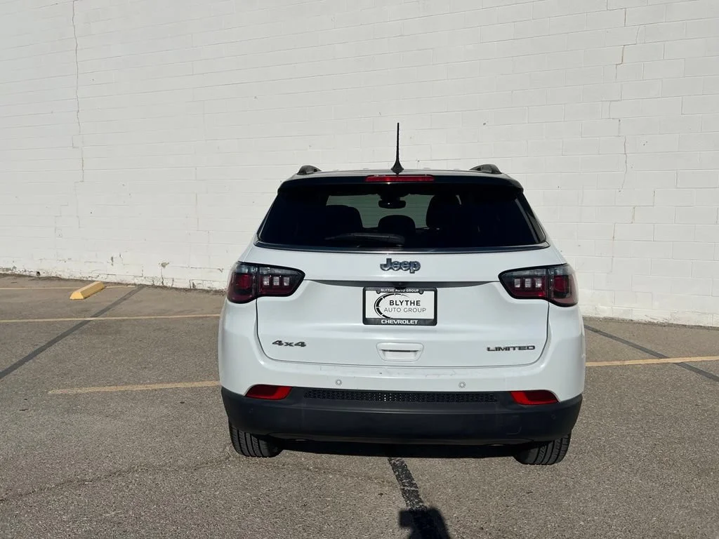 Used 2025 White Jeep Limited image 5