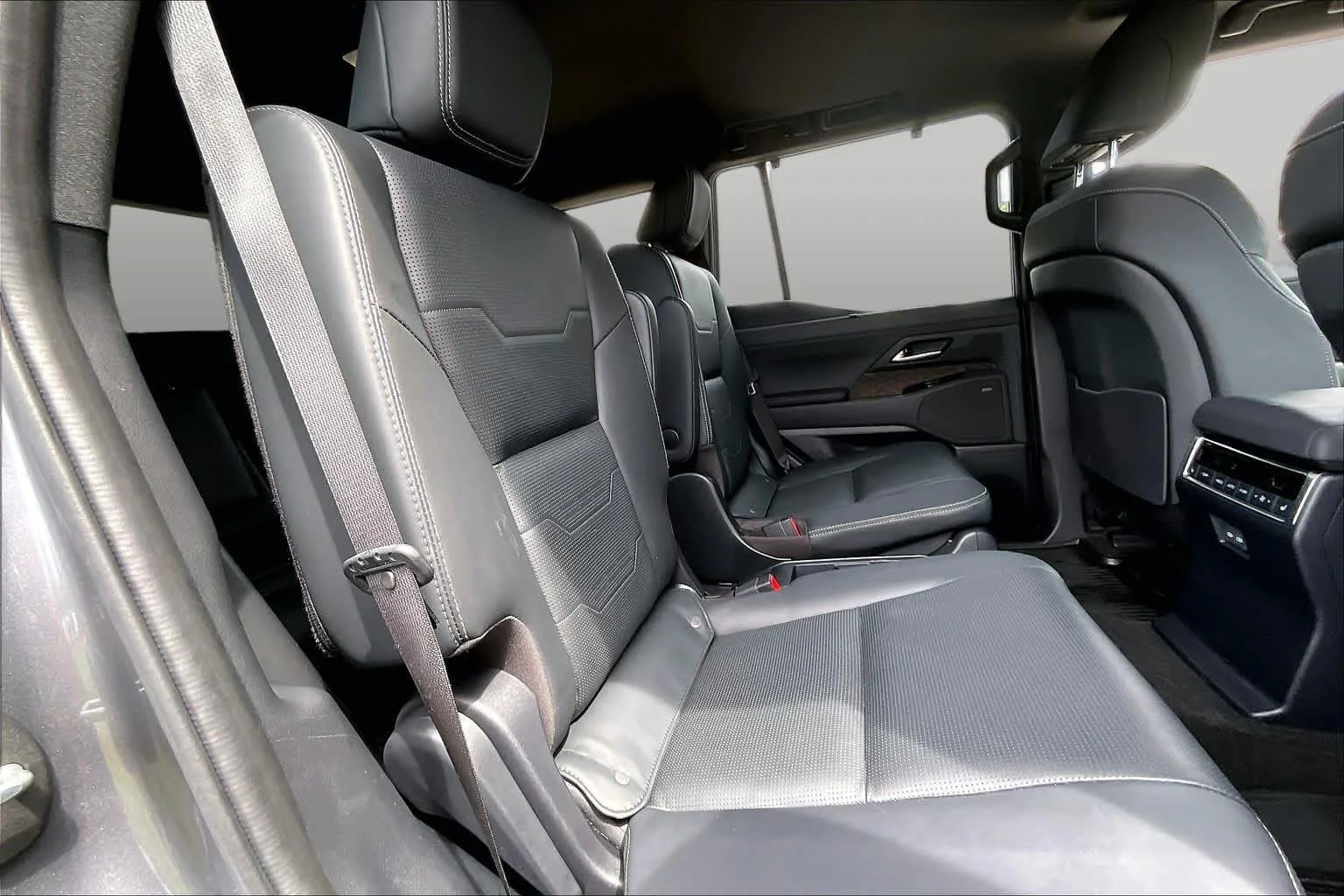 Used 2024 Nebula Gray Pearl Lexus Luxury image 20