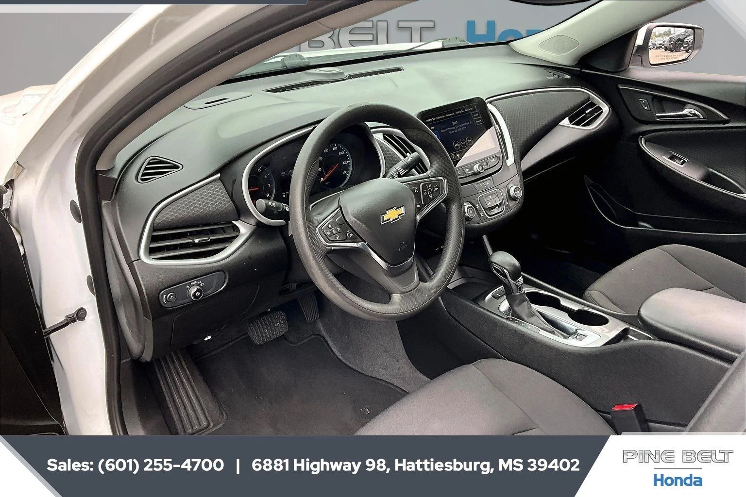 Used 2024 Summit White Chevrolet LS image 12