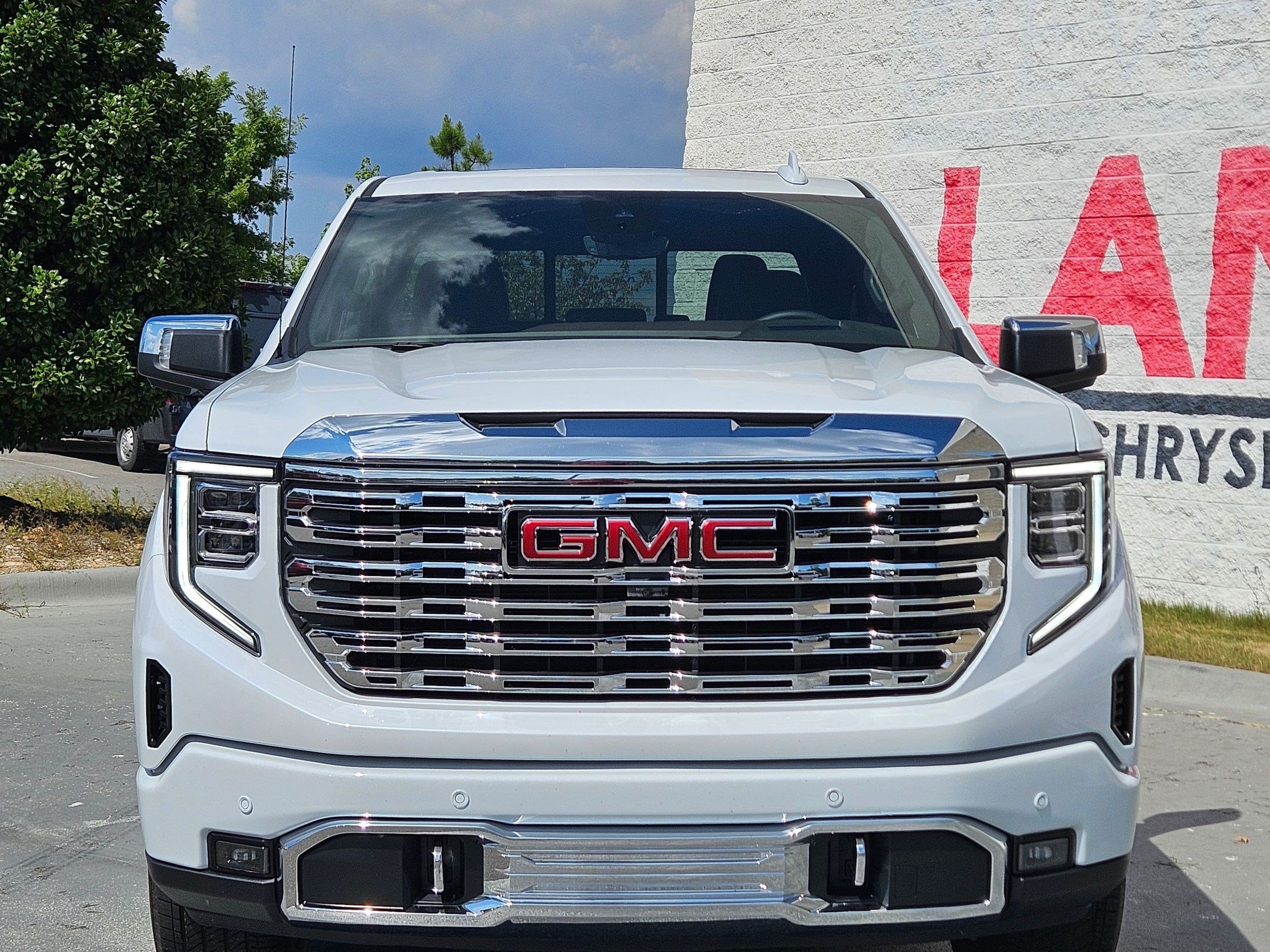 Used 2026 GMC Sierra 1500 Denali with VIN 3GTUUGEL6TG370919 for sale in Little Rock