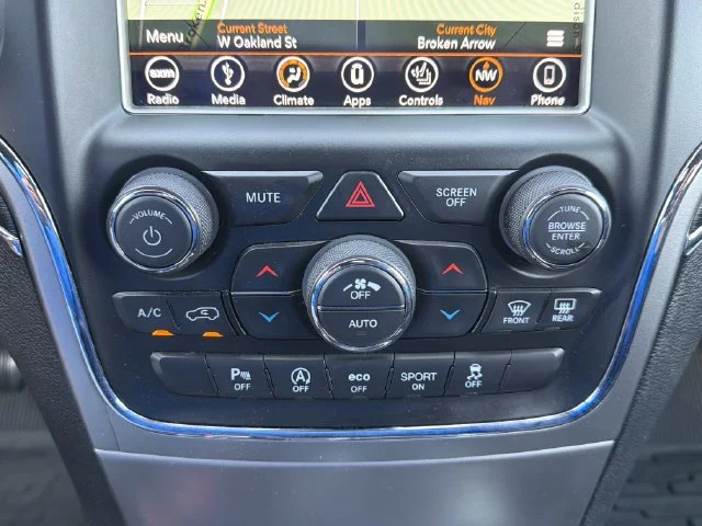 Used 2018 Gray Jeep Trailhawk image 14