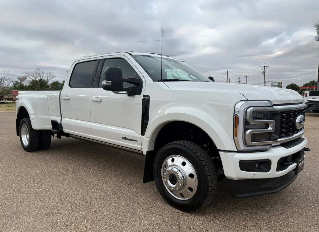 2026 Ford F-450 King Ranch 4x4 Crew Cab 8' Box DRW's photo