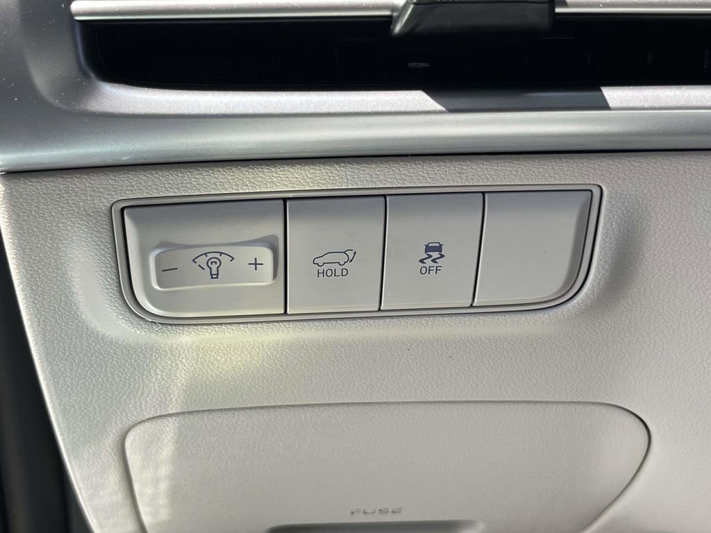 New 2026 Gray Hyundai SEL FWD image 12