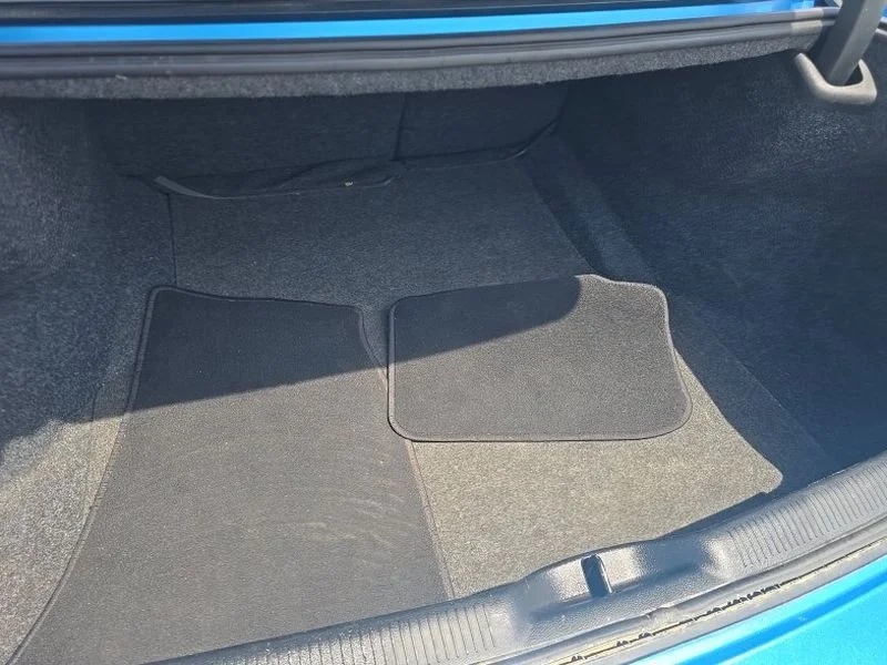 Used 2019 B5 Blue Pearlcoat Dodge SXT image 10