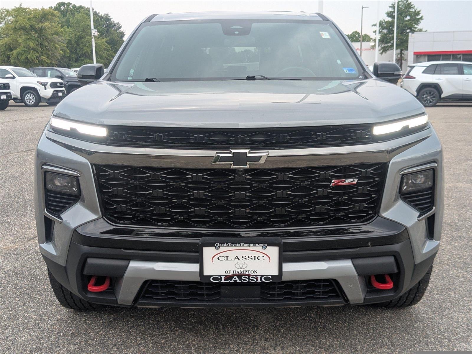 Used 2024 Stardust Metallic Chevrolet AWD Z71 image 8