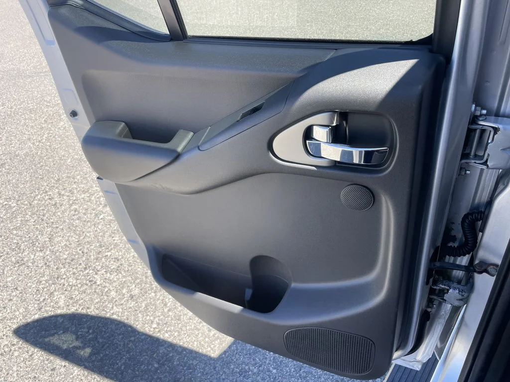 Used 2019 Gun Metallic Nissan PRO-4X image 15