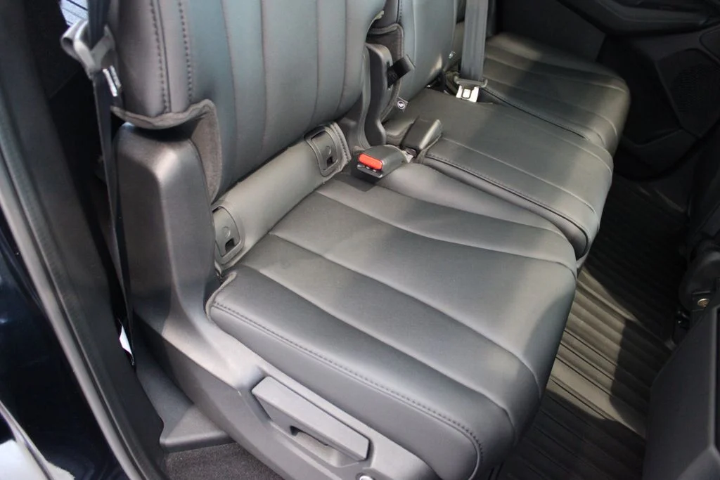 New 2026 Majestic Black Pearl Acura Base image 24