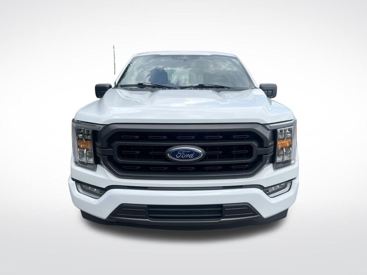 Used 2023 White Ford XLT image 15