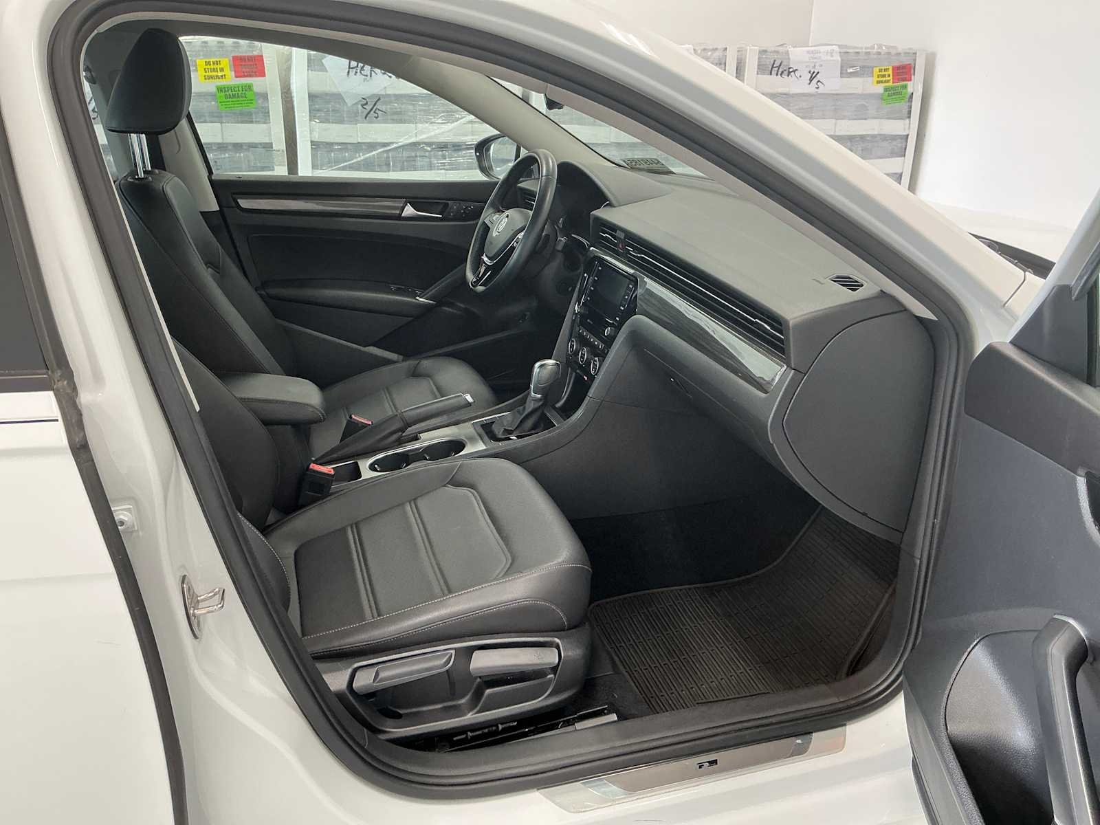 Used 2020 Pure White Volkswagen 2.0T R-Line image 11
