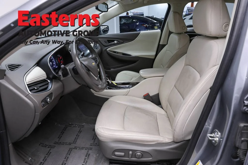 Used 2024 Gray Chevrolet LT image 14